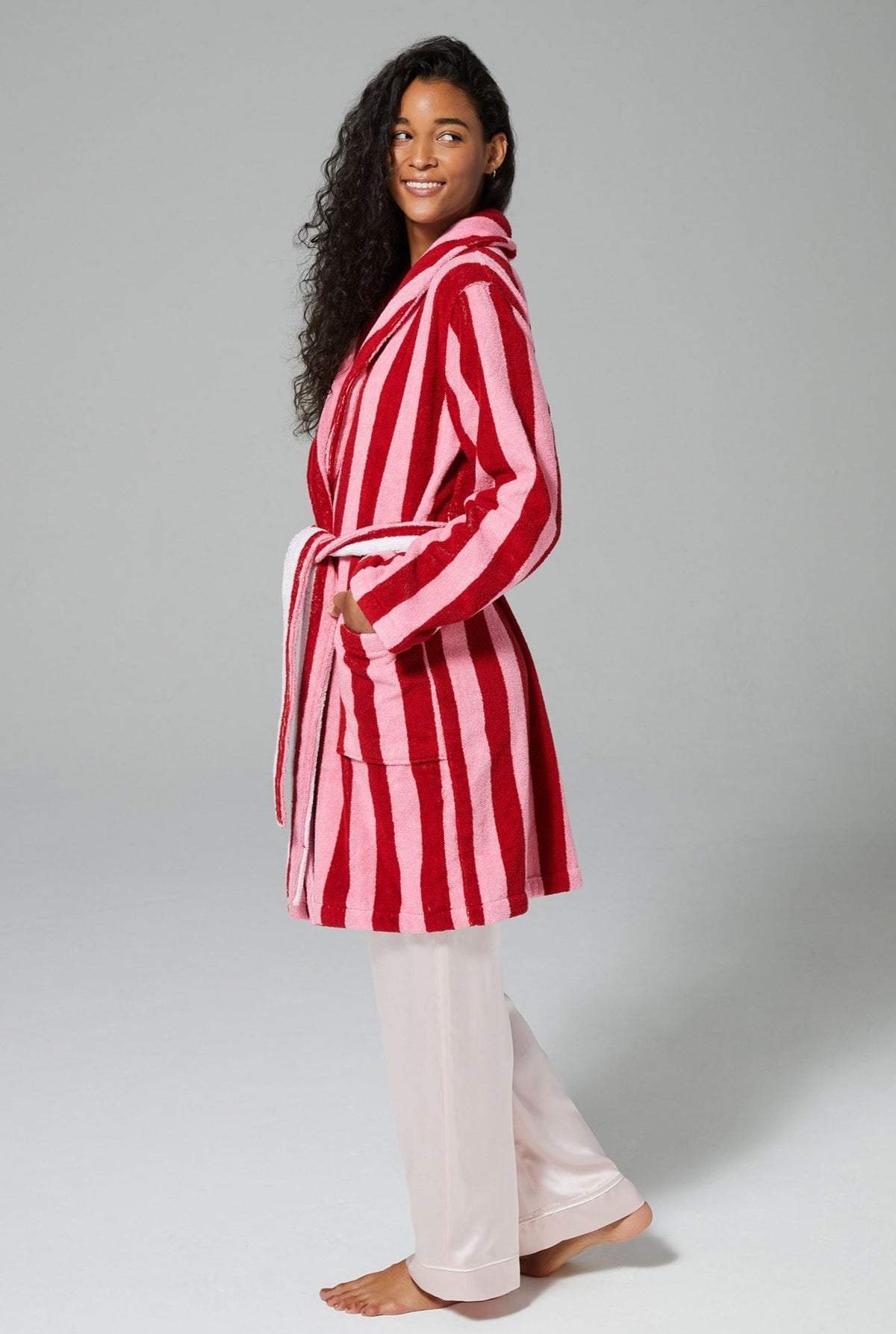 Pink Hooded Royalty Robe, soft fleece long plush spa bathrobe – Royalty  Robes